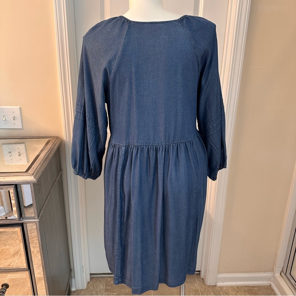 Cato. Chambray dress. Size 14/16. Denim dress. Long sleeve dress. Casual dress. - Picture 3 of 8